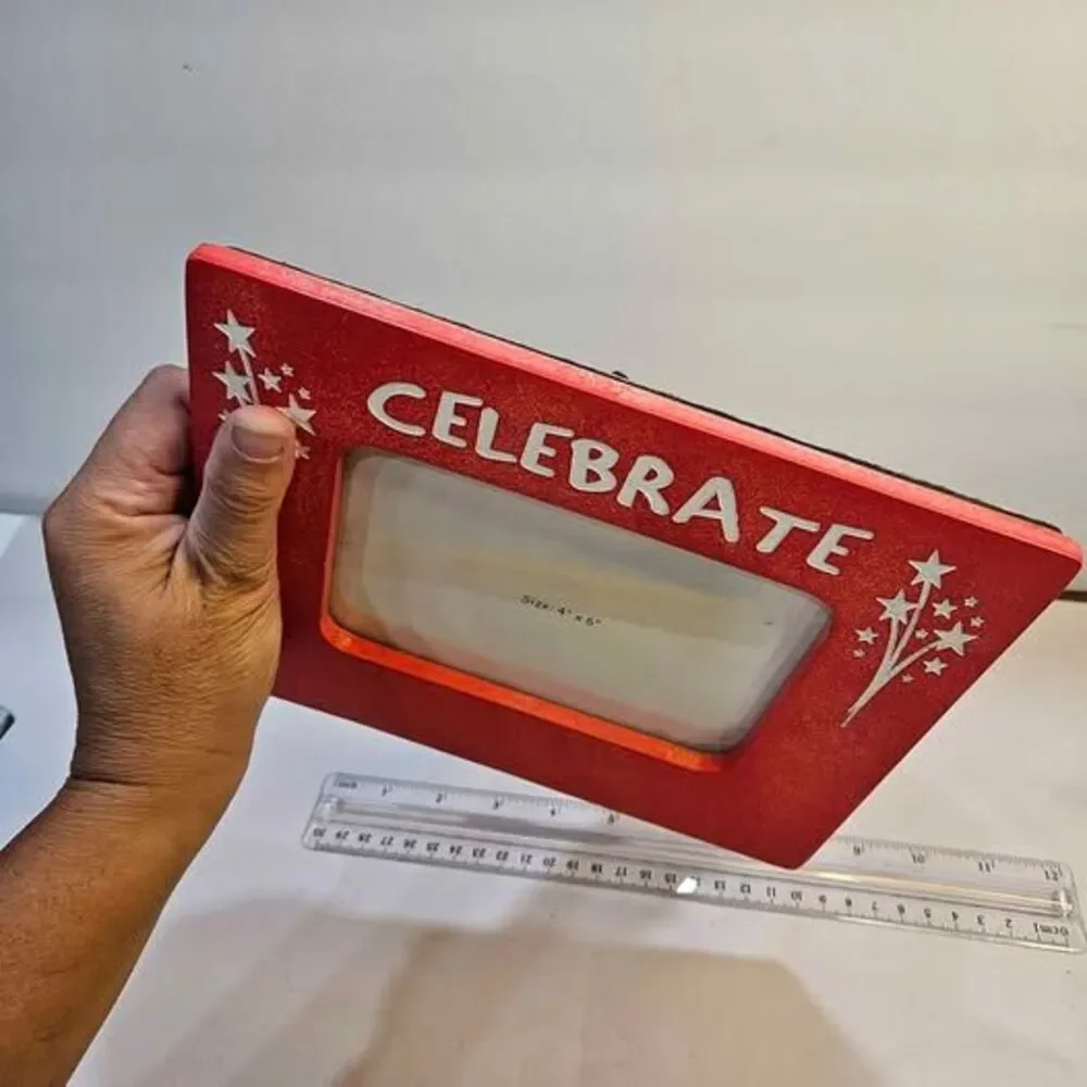 Red 'Celebrate' Star Design 4x6 Photo Frame